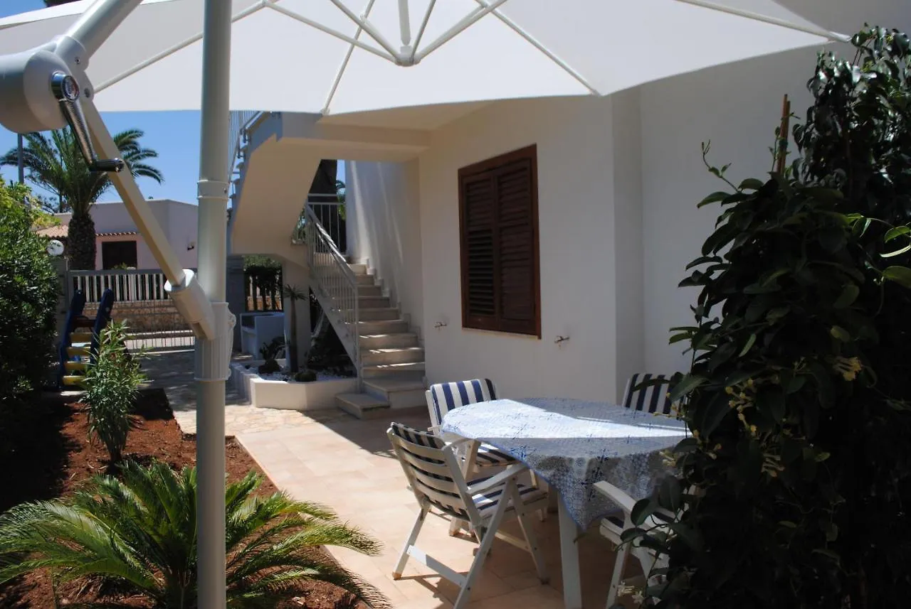 Villa Smeralda San Vito Lo Capo 0*,  Italia